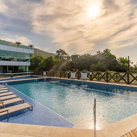 Varandas Do Atlantico - Confortavel Apartamento Em Condo Pe Na Areia Bombinhas Kültér fotó