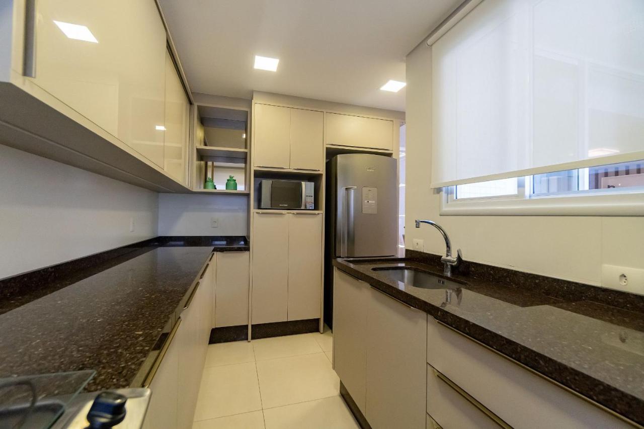 Varandas Do Atlantico - Confortavel Apartamento Em Condo Pe Na Areia Bombinhas Kültér fotó